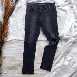 Levis 524 Skinny Black Aged And Distressed Jeans | Women’s Size 5